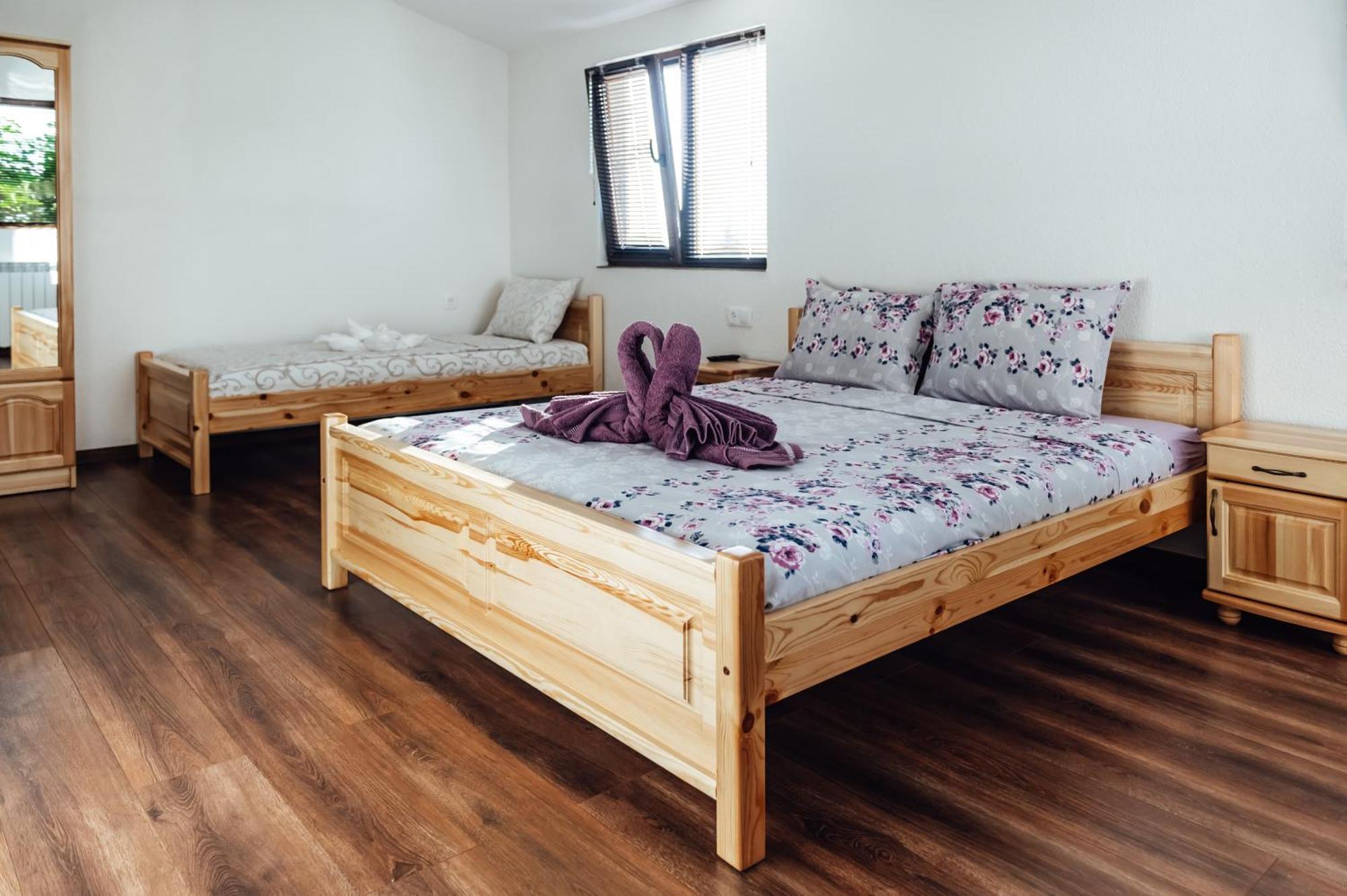 Guesthouse Juli Sapareva Banya Buitenkant foto