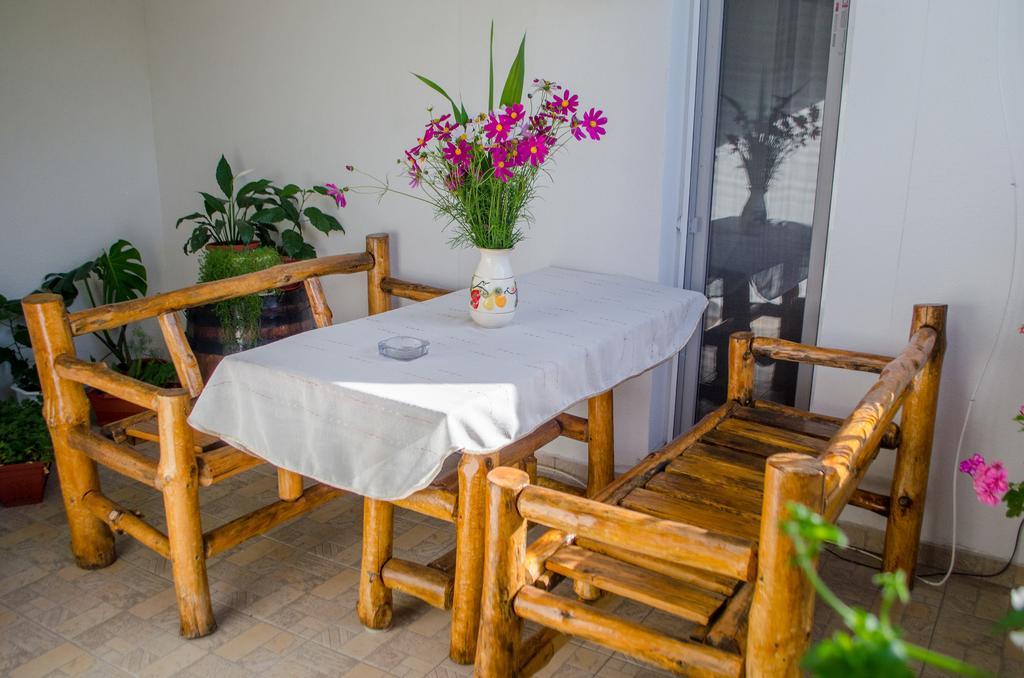 Guesthouse Juli Sapareva Banya Buitenkant foto