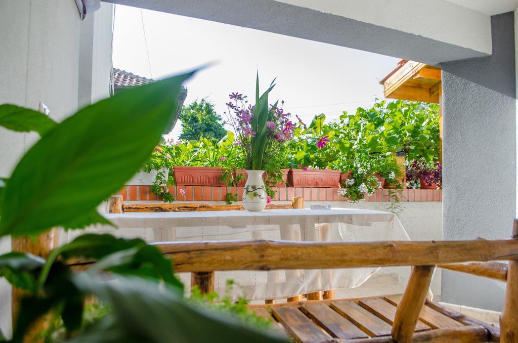 Guesthouse Juli Sapareva Banya Buitenkant foto